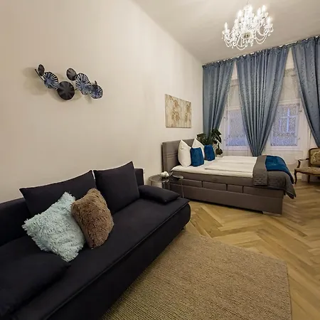 Rose Essence 布拉格